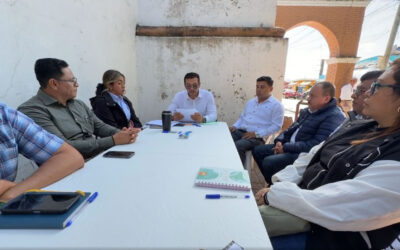 ¡Tuvieron que sesionar en la calle! Concejo de Tamiahua toma protesta sin archivos ni equipo; administración saliente enfrentaría delitos