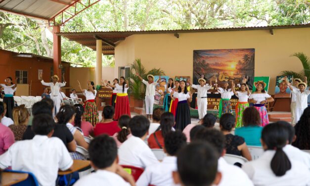 REALIZAN JORNADA SOBRE HISTORIA Y CULTURA AFRODESCENDIENTE EN SECUNDARIA DE TAMPACHE